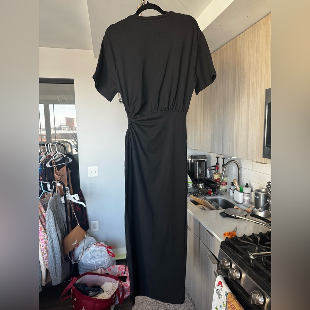 SNDYS Lola Maxi Dress Black NWT XS Revolve T-Shirt Dress - Picture 10 of 11